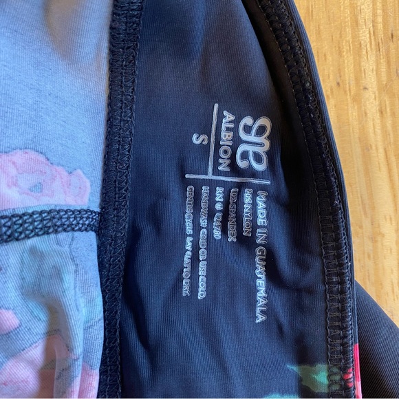 Albion Rose Print Antigua Extend Leggings - Picture 2 of 3